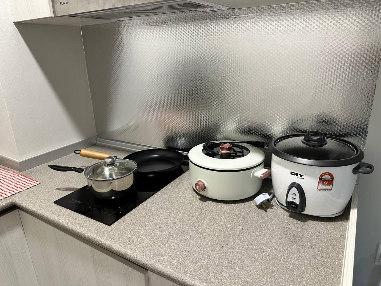 L Homestay Jesseltonquay Jq Kk City亚庇市区中心民宿2房1厕 Кота Кинабалу Екстериор снимка
